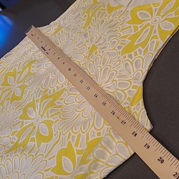 Weston sz M lemon lace overlay dress - Picture 8 of 11